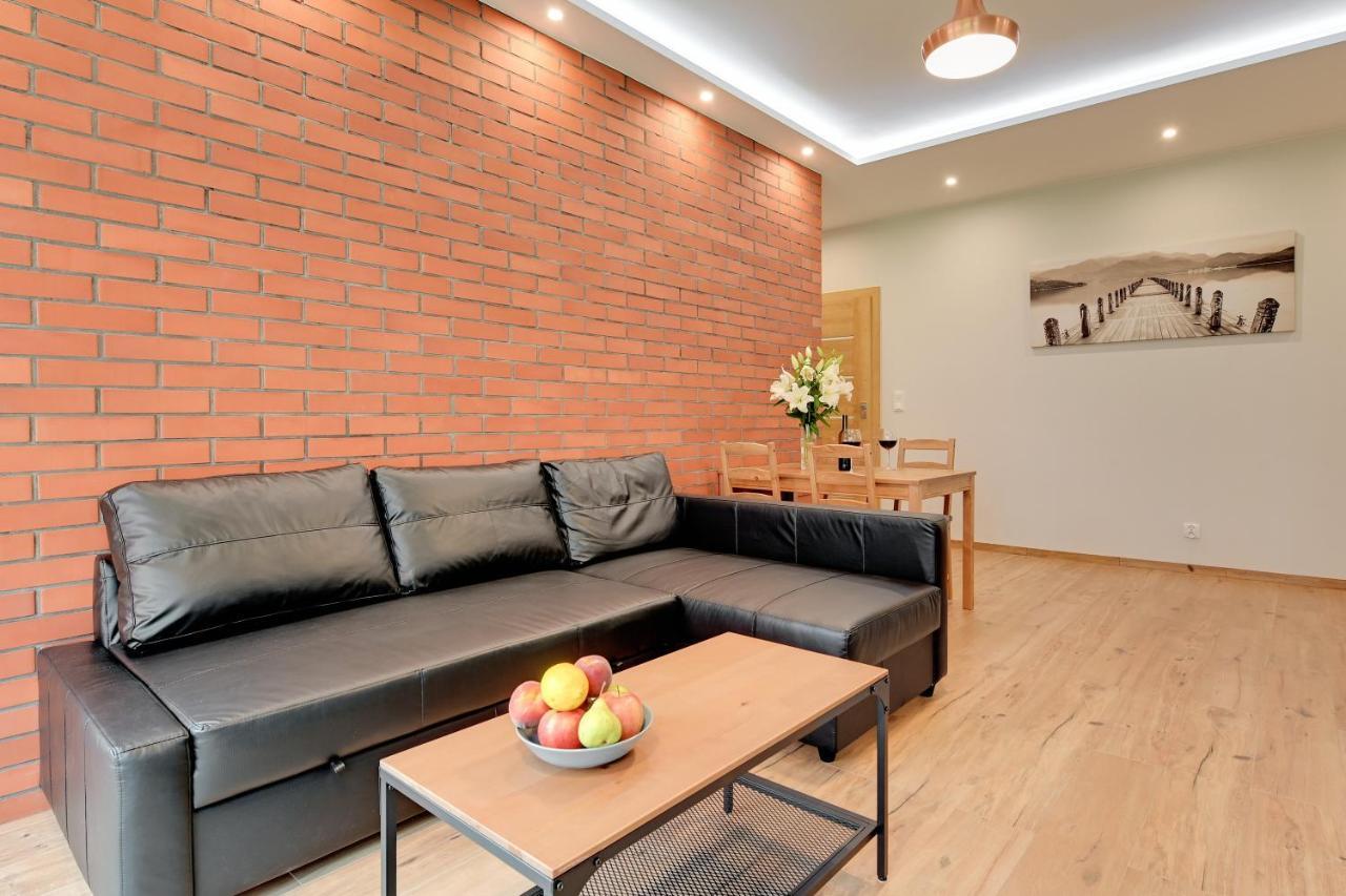 Apartment - Free Private Parking Danzig
